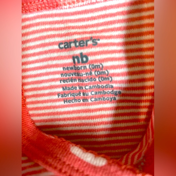 Babygirl Newborn Bundle⭐️ 6 PIECES! Onesies, footie pajamas & 2 piece matching⭐️ - Picture 6 of 14